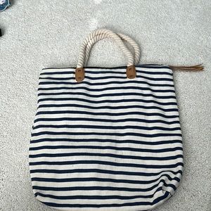Navy and white beach tote bag